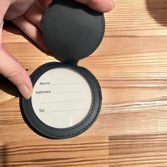 NEW GUDETAMA Space Luggage tag - Picture 2 of 4